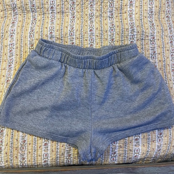 GARAGE shorts - Picture 1 of 3